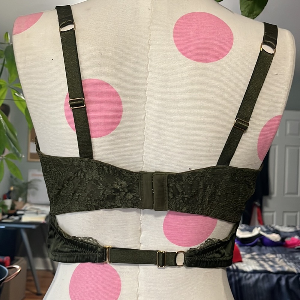 Bra - Picture 3 of 3